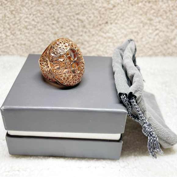 Filigree ring - Picture 2 of 10